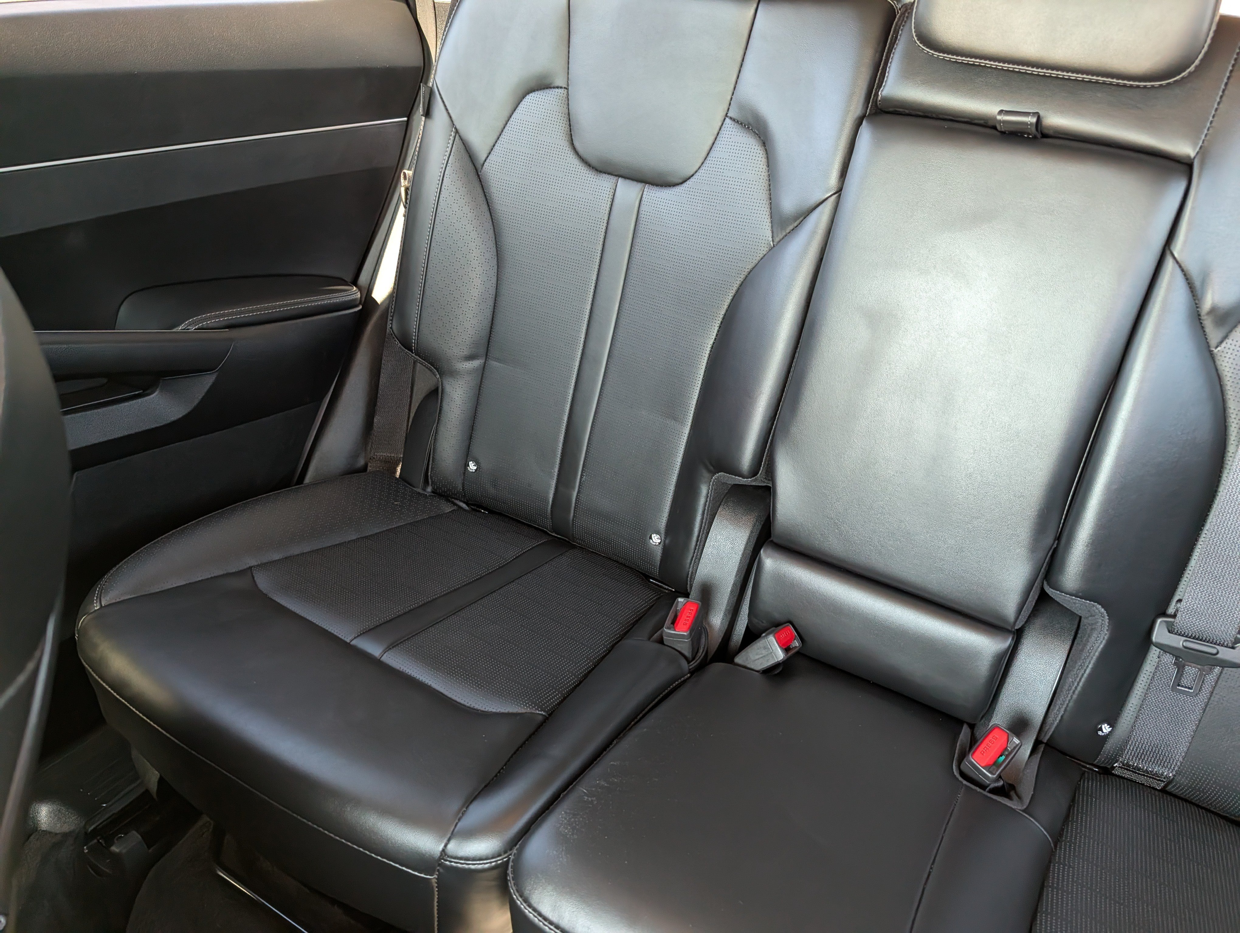 Certified 2025 Kia Sorento S AWD/4WD image 12