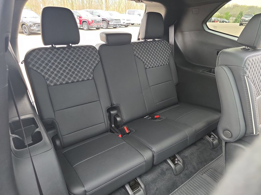 Used 2024 GMC Acadia Denali w/ Super Cruise Package image 12