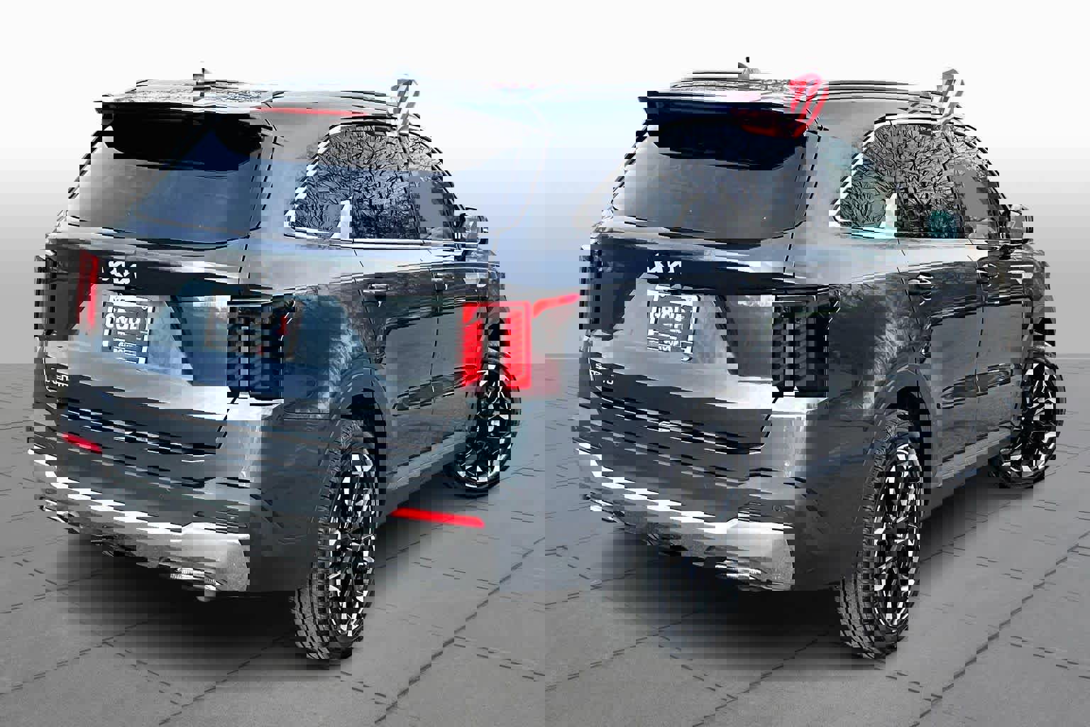 Used 2024 Kia Sorento SX image 11