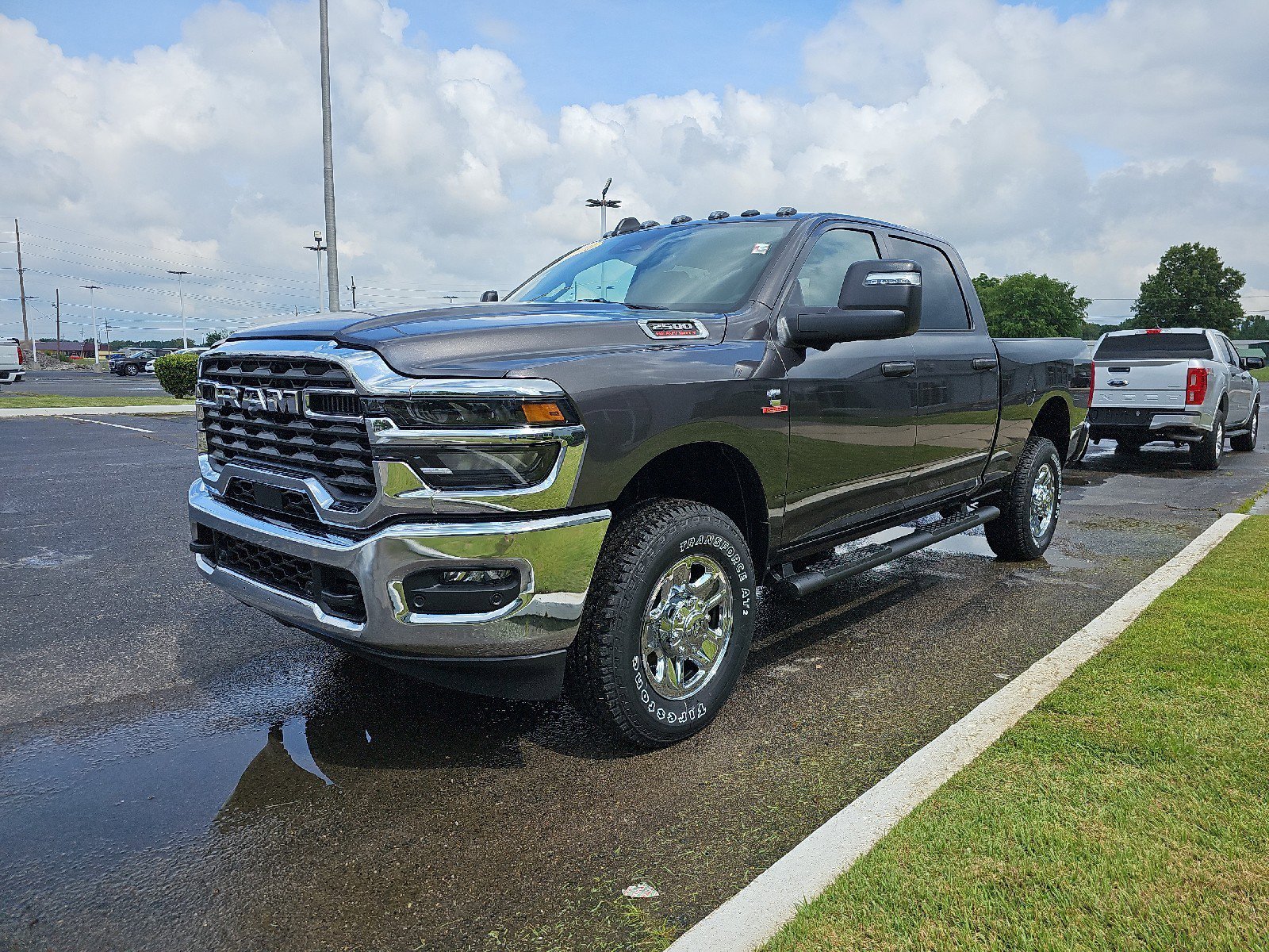 New 2025 RAM 2500 Tradesman image 2