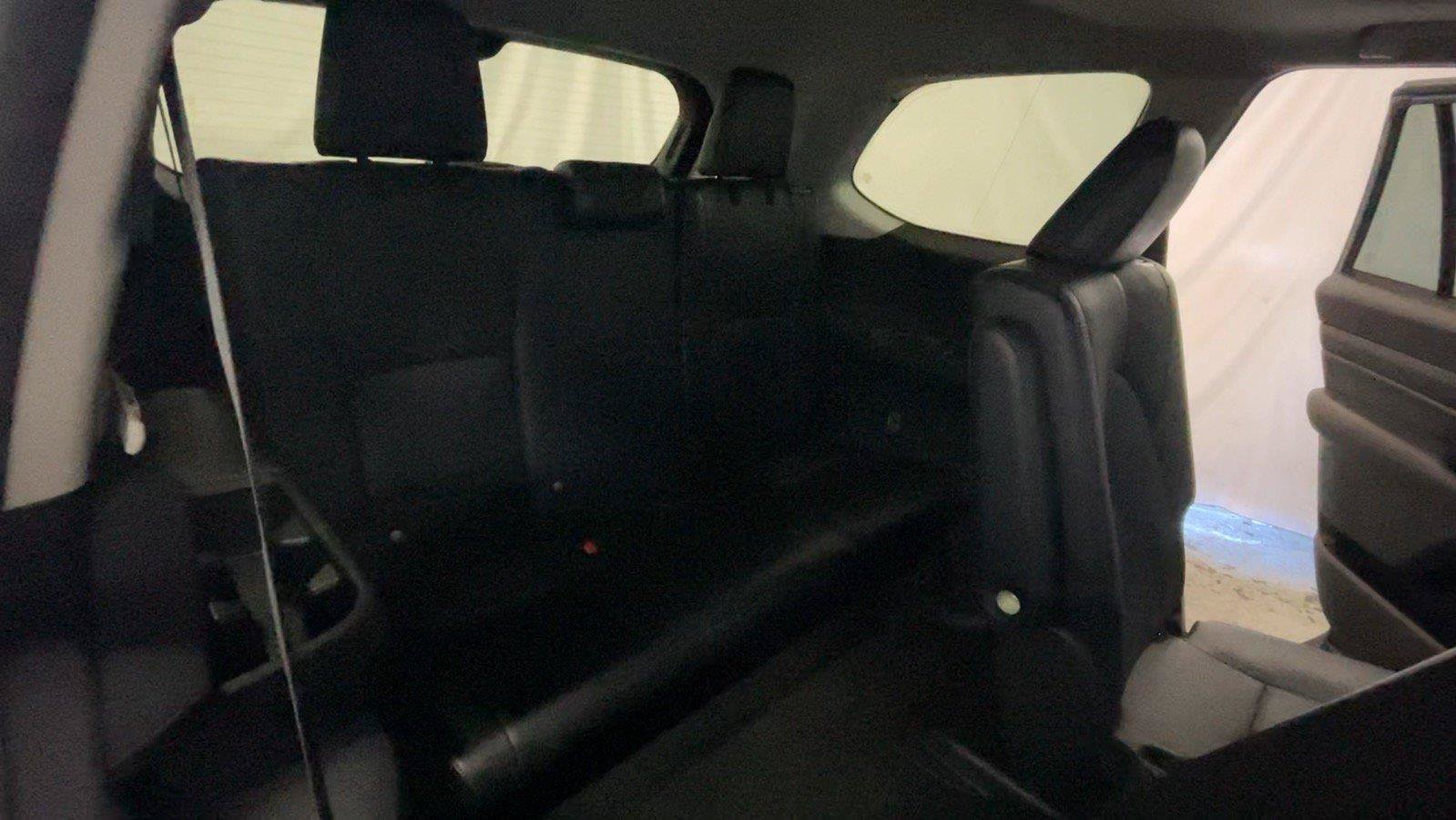 Used 2024 Toyota Grand Highlander AWD image 25