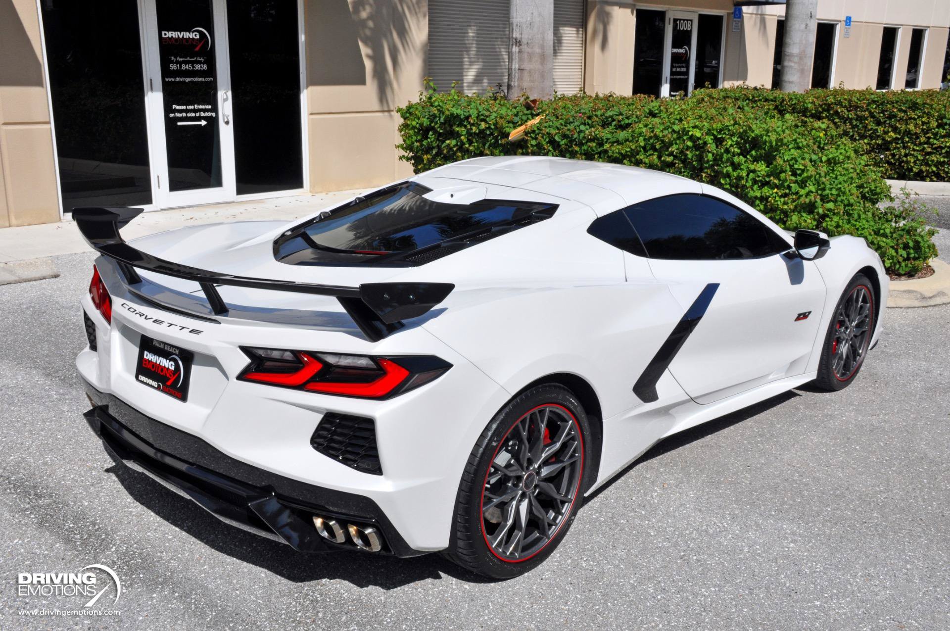 Used 2023 Chevrolet Corvette Stingray Premium Cpe w/ Z51 Performance Package RWD image 12