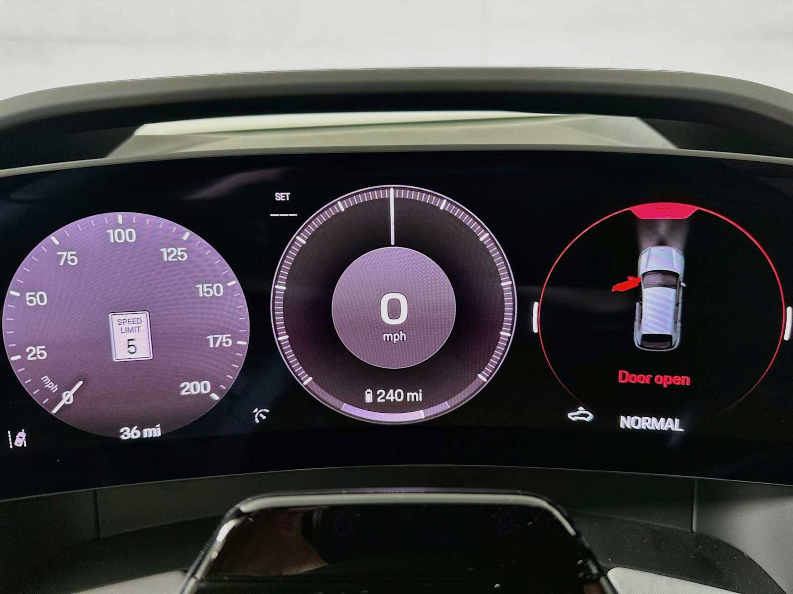 New 2026 Porsche Cayenne Electric AWD/4WD image 15
