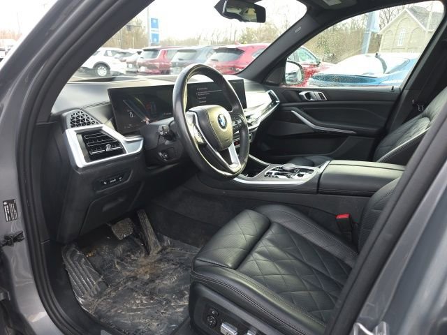 Used 2024 BMW X5 xDrive40i image 2