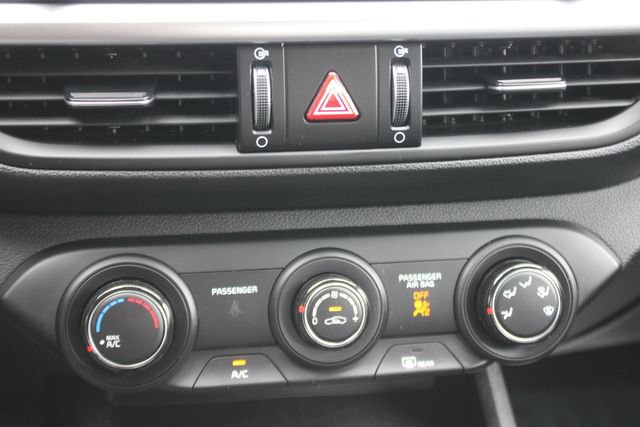 Used 2024 Kia Forte LXS w/ LXS Technology Package FWD image 7