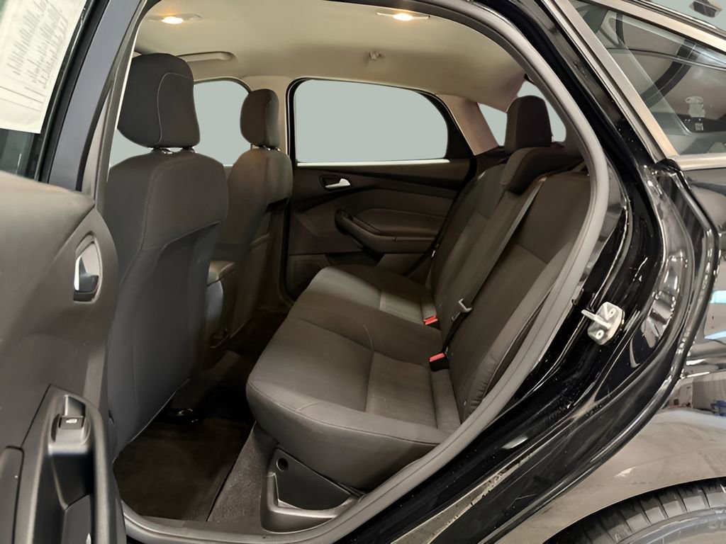 Used 2018 Ford Focus SE image 13
