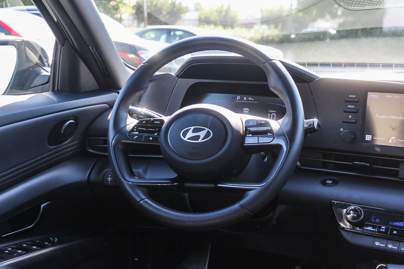 Certified 2025 Hyundai Elantra Sport w/ Cargo Package FWD image 19