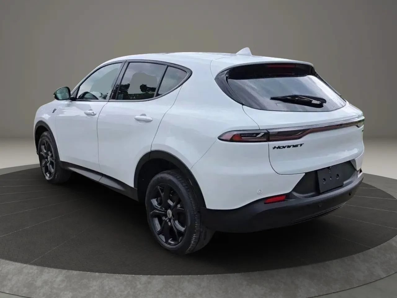 Used 2023 Dodge Hornet GT Plus w/ GT Blacktop Package AWD/4WD image 5