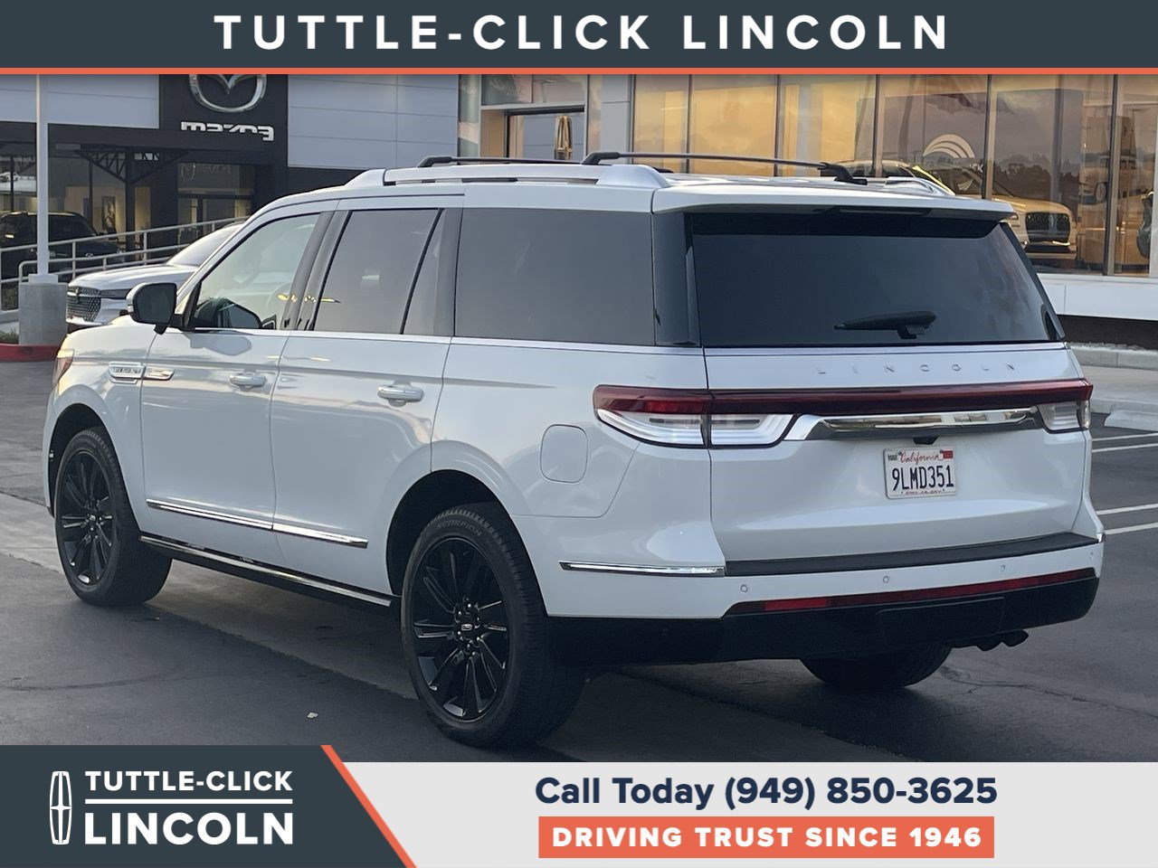 Used 2024 Lincoln Navigator Reserve image 4