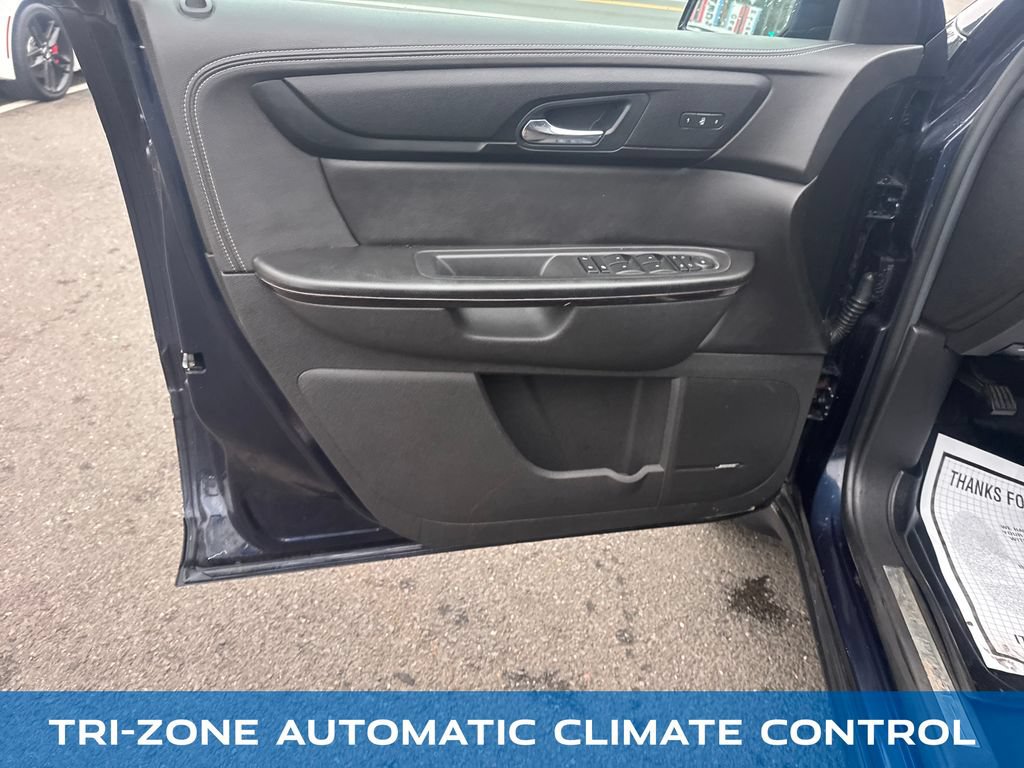 Used 2016 Chevrolet Traverse LTZ AWD/4WD image 10