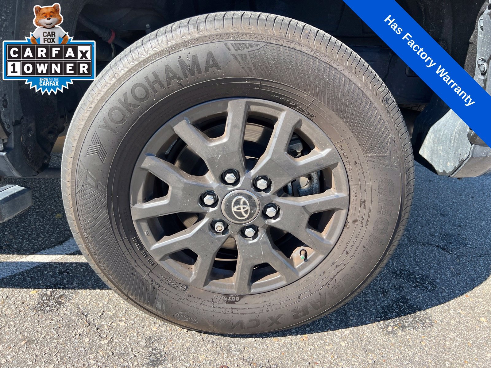 Used 2025 Toyota 4Runner SR5 AWD/4WD image 11