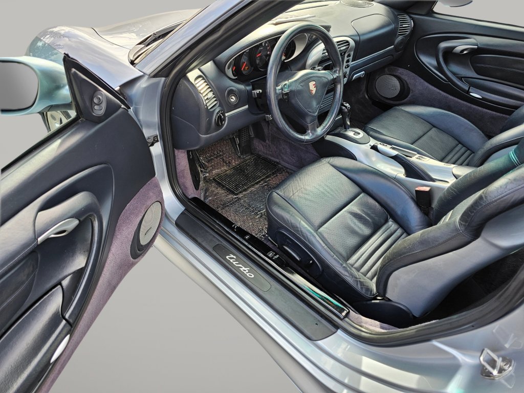 Used 2002 Porsche 911 Turbo image 16