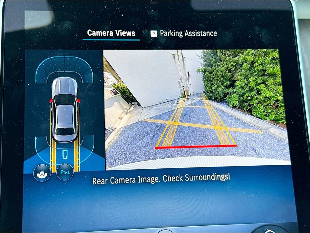 Used 2025 Mercedes-Benz C 300 Sedan image 15