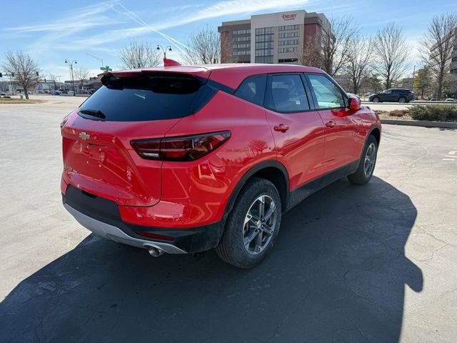 Used 2025 Chevrolet Blazer LT image 8