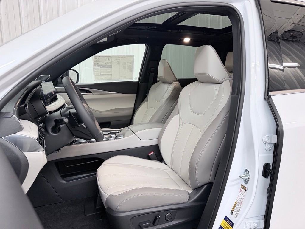New 2027 INFINITI QX65 Luxe w/ Cargo Package AWD/4WD image 13