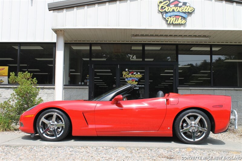 Used 2007 Chevrolet Corvette Convertible w/ Preferred Equipment Group RWD image 4