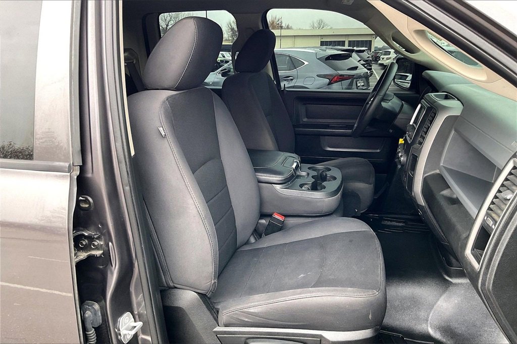 Used 2019 RAM 1500 Tradesman w/ Tradesman SXT Package image 7