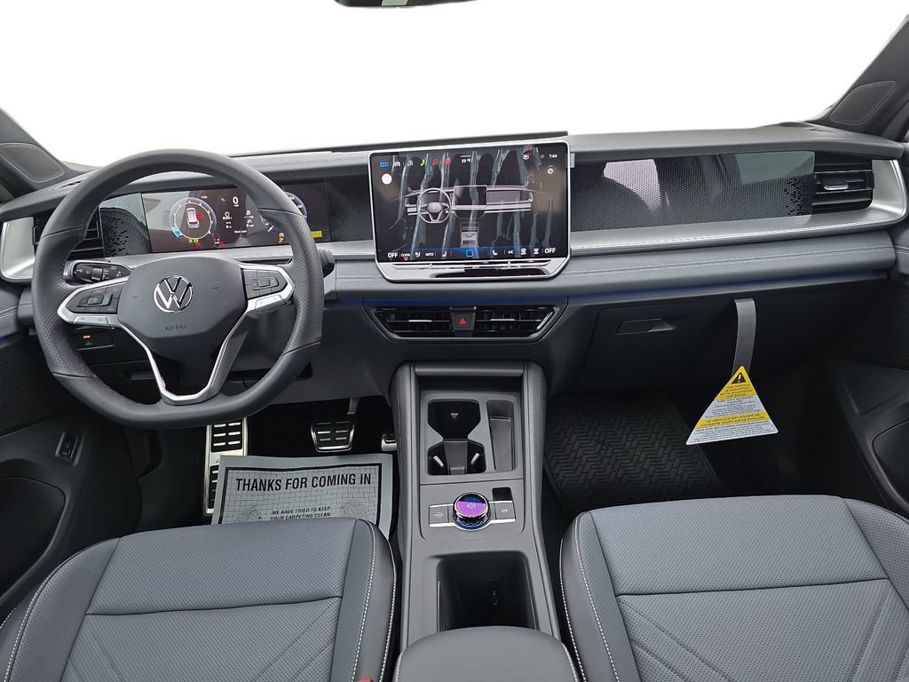 New 2026 Volkswagen Tiguan SE R-Line AWD/4WD image 9