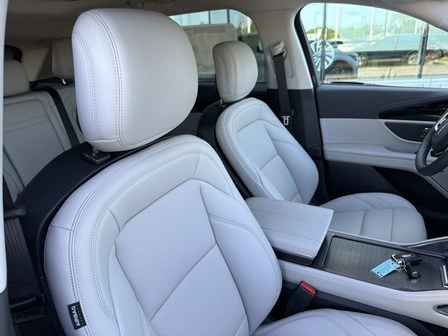 New 2026 Lincoln Nautilus Premier w/ Equipment Group 102A AWD/4WD image 19