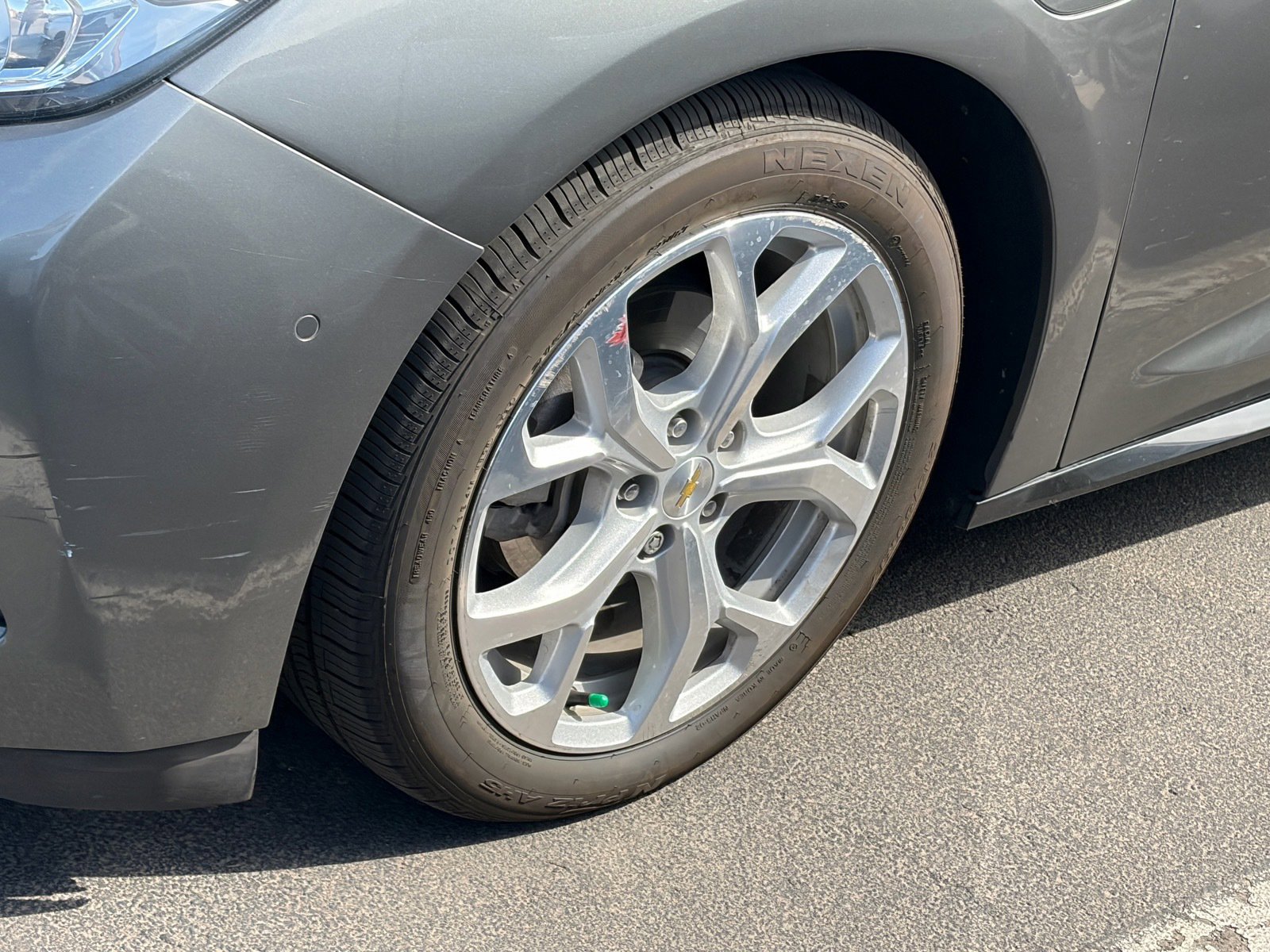 Used 2016 Chevrolet Volt Premier w/ Driver Confidence Package image 6