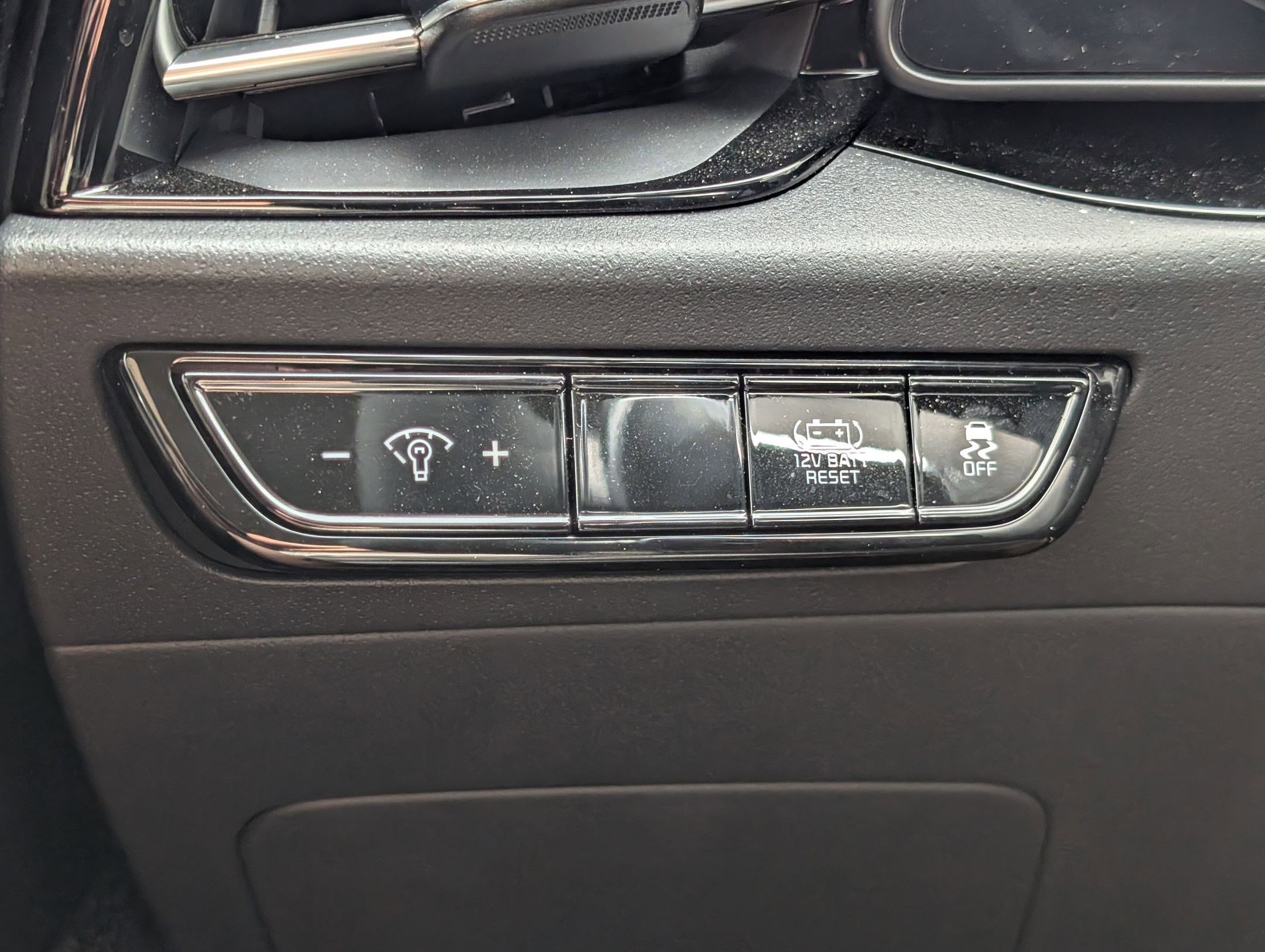 Certified 2025 Kia Niro EX image 23