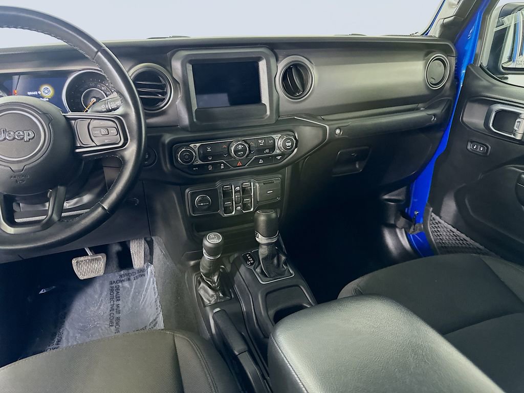 Used 2022 Jeep Gladiator Willys image 19
