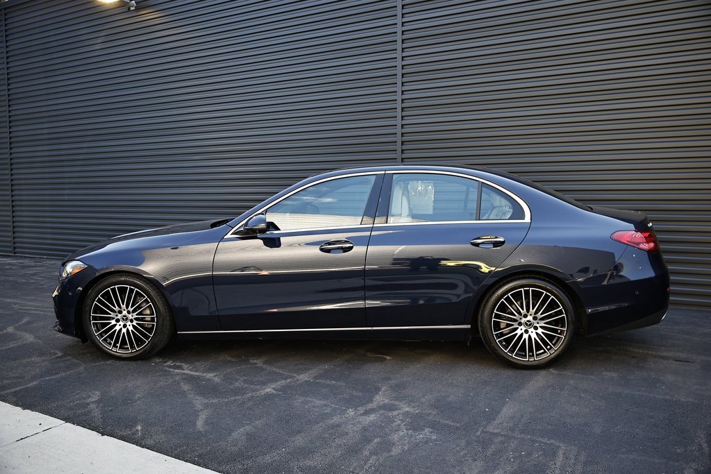 Used 2023 Mercedes-Benz C 300 4MATIC Sedan w/ Exclusive Trim Package image 4