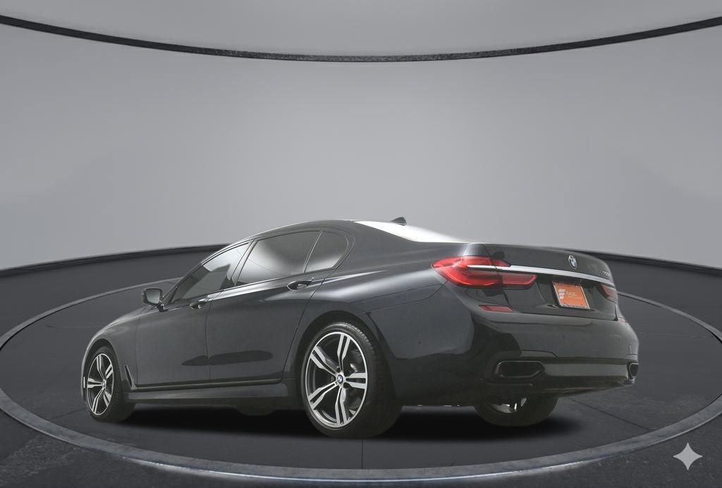 Used 2019 BMW 750i image 46