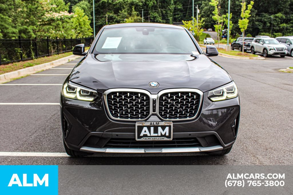 Used 2024 BMW X4 xDrive30i w/ Parking Assistance Package AWD/4WD image 8