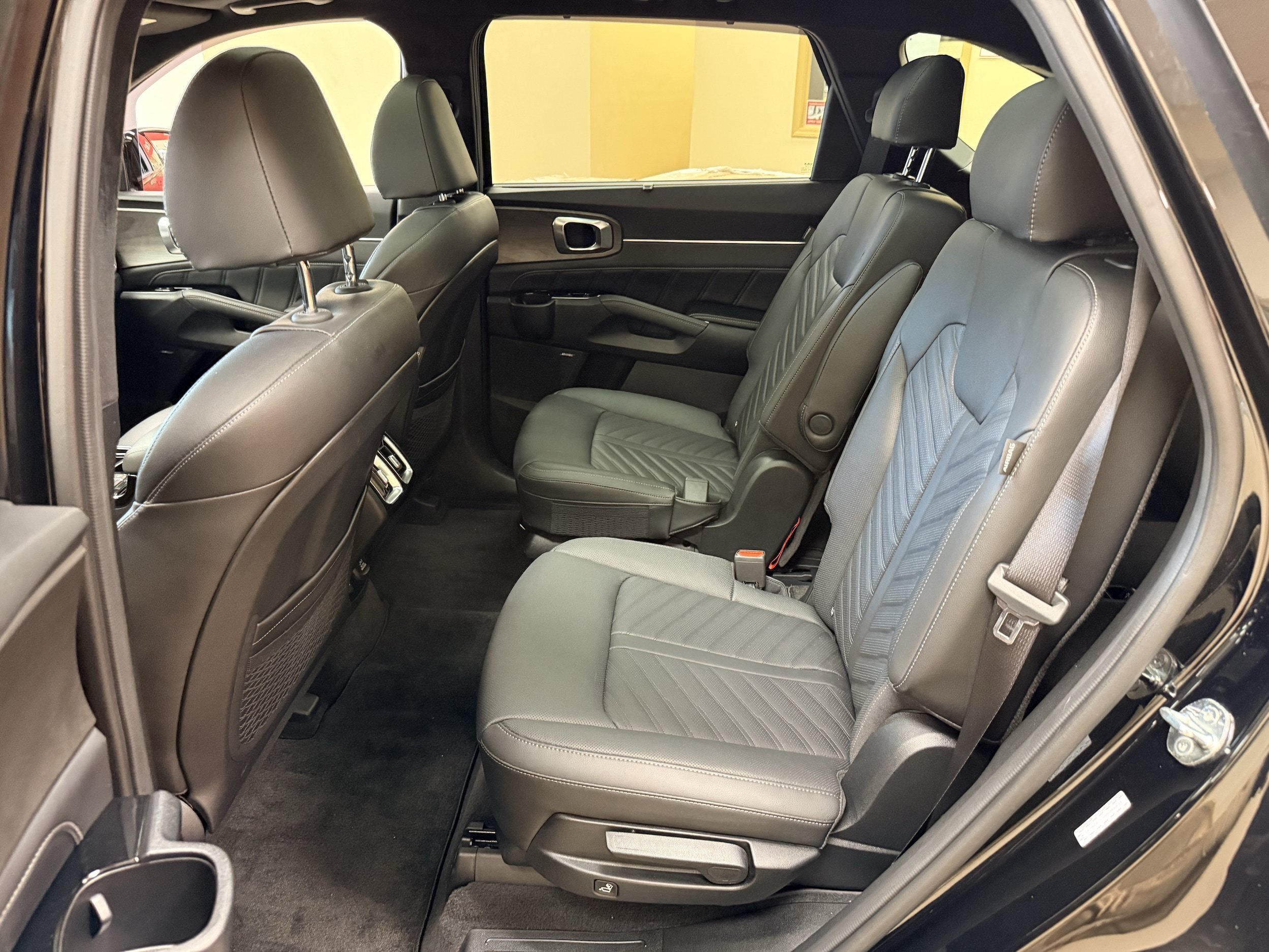 Used 2025 Kia Sorento SX Prestige AWD/4WD image 13