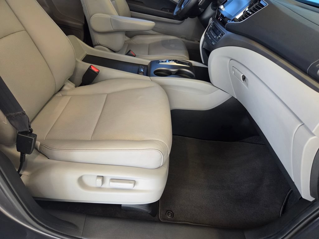 Certified 2023 Honda Ridgeline RTL image 23