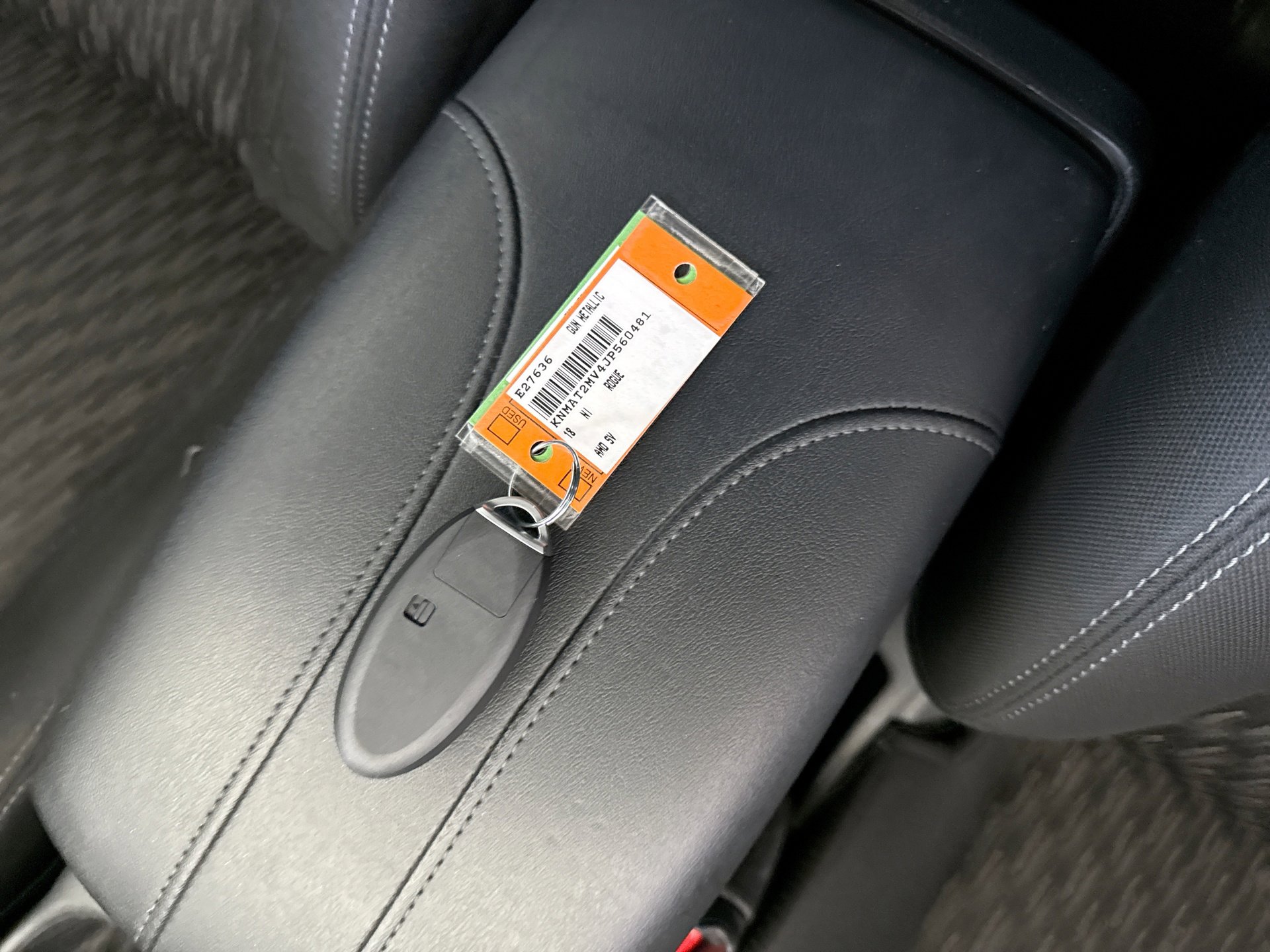 Used 2018 Nissan Rogue SV w/ Premium Package image 12