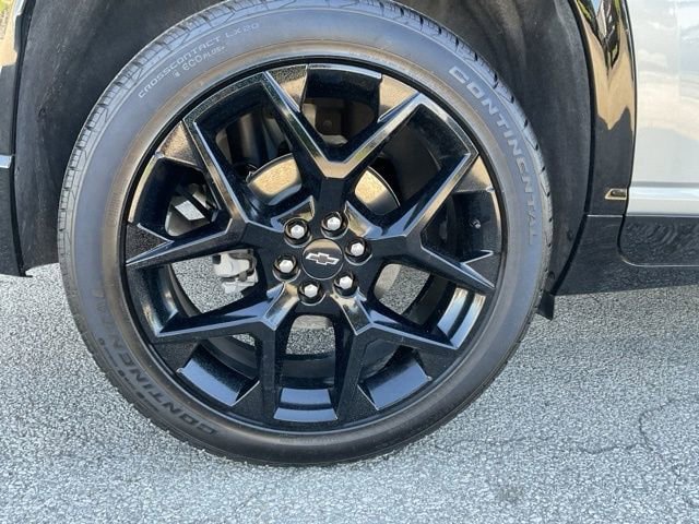 Used 2025 Chevrolet Traverse RS w/ LPO, Floor Liner Package AWD/4WD image 15