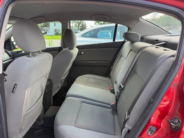 Used 2010 Nissan Sentra 2.0 SR FWD image 8