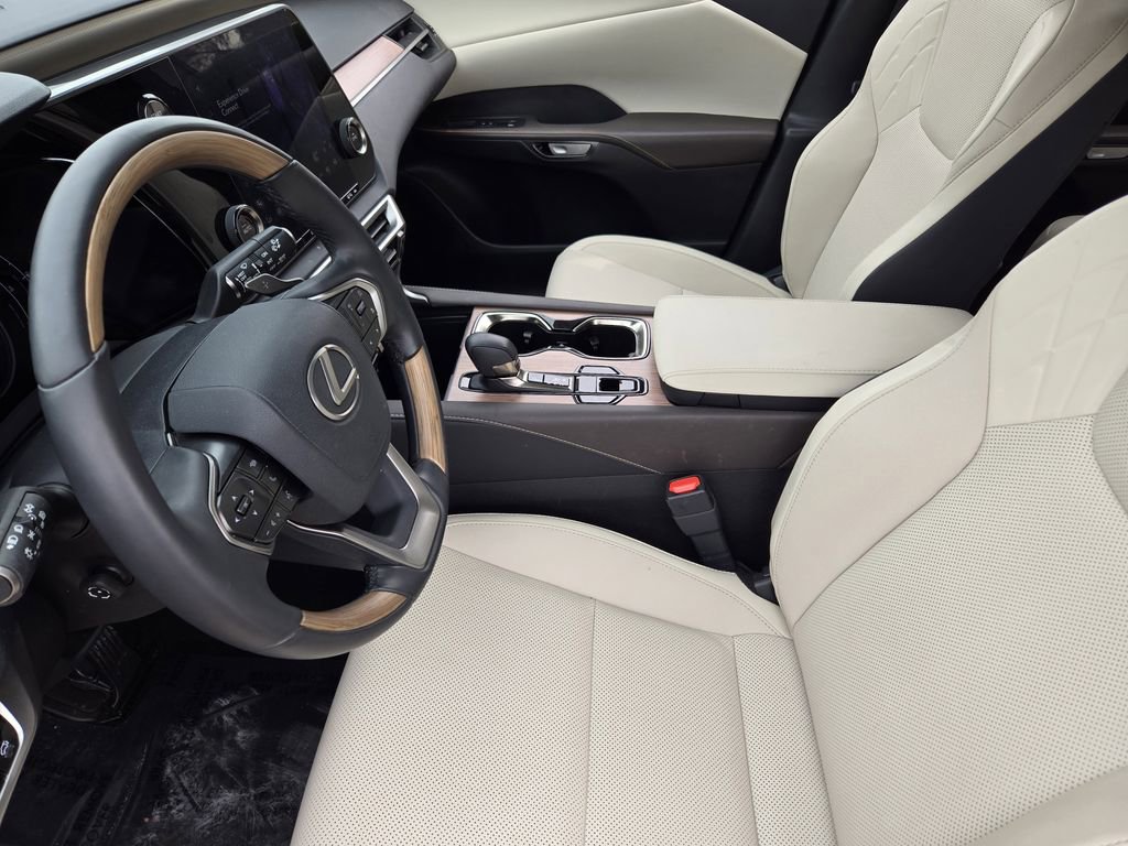 Used 2023 Lexus RX 350 Premium w/ Accessory Package (Z1) image 16