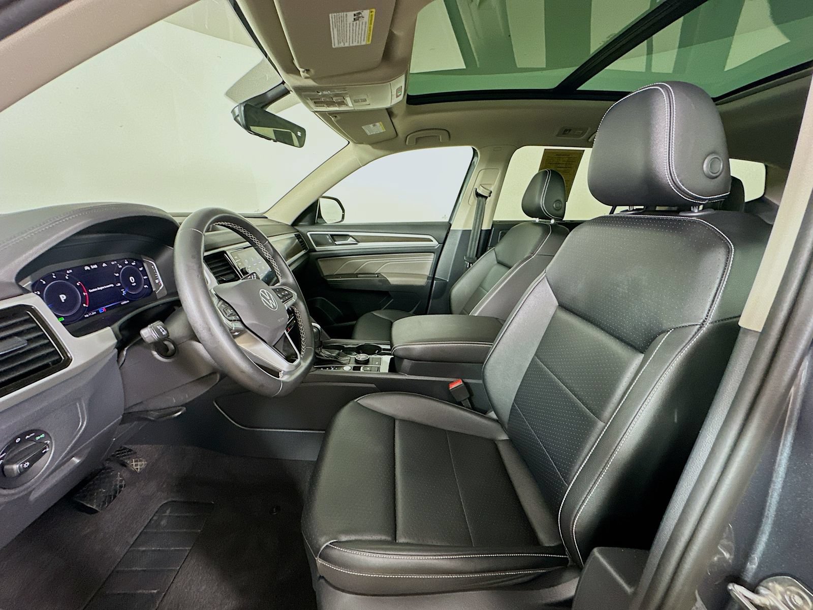 Used 2022 Volkswagen Atlas SE AWD/4WD image 32