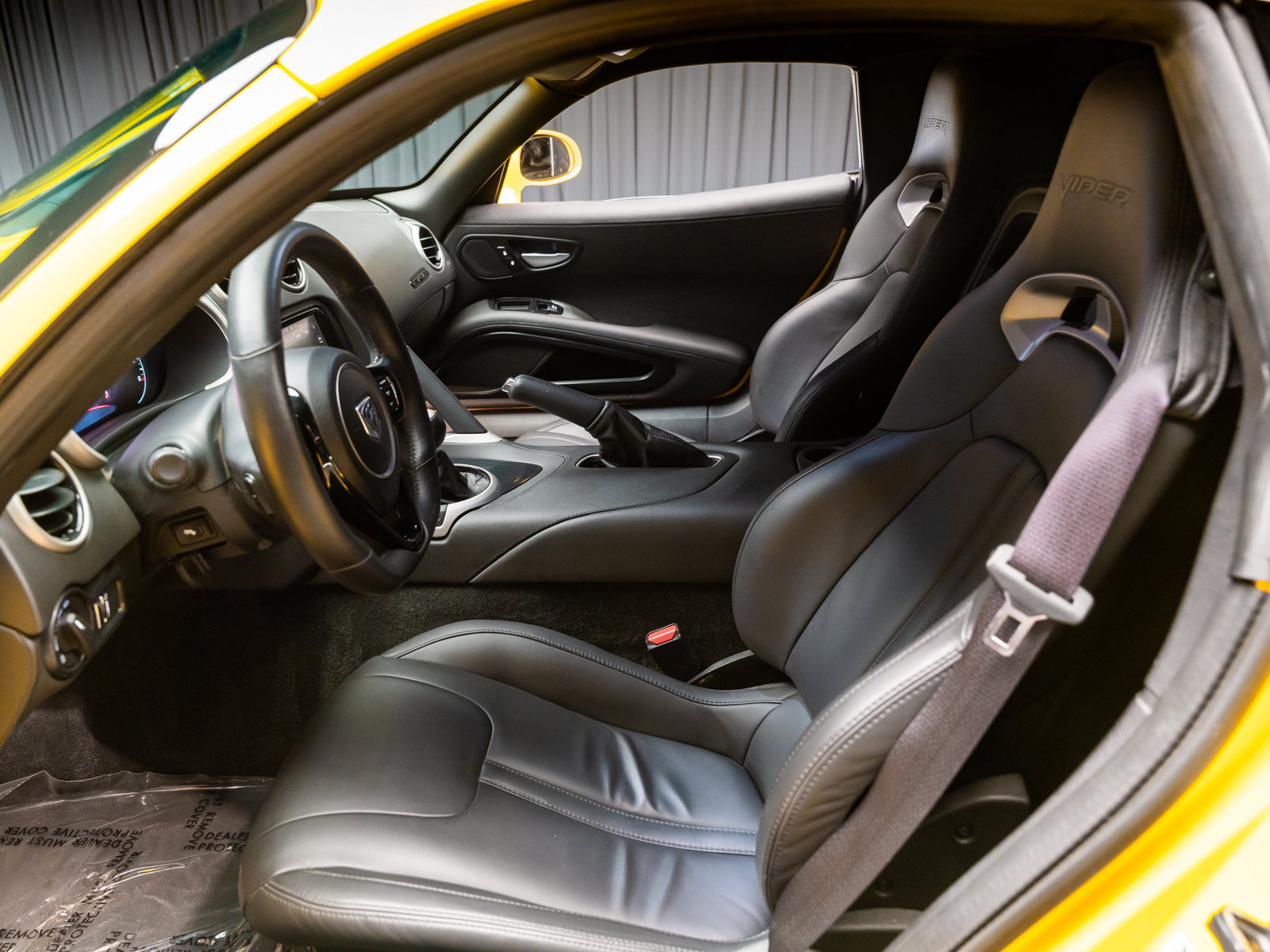 Used 2014 SRT Viper SRT-10 w/ Grand Touring Package RWD image 36