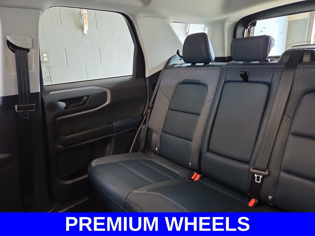 Used 2024 Ford Bronco Sport Outer Banks w/ Tech Package AWD/4WD image 11
