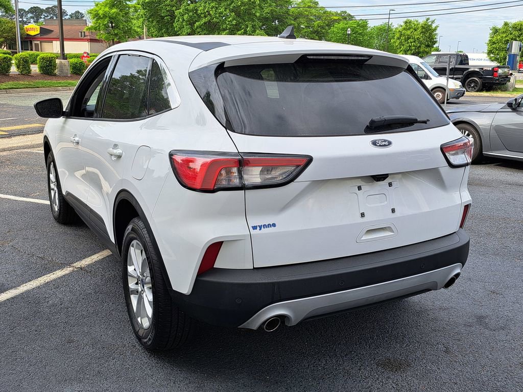 Used 2022 Ford Escape SE w/ Convenience Package AWD/4WD image 4