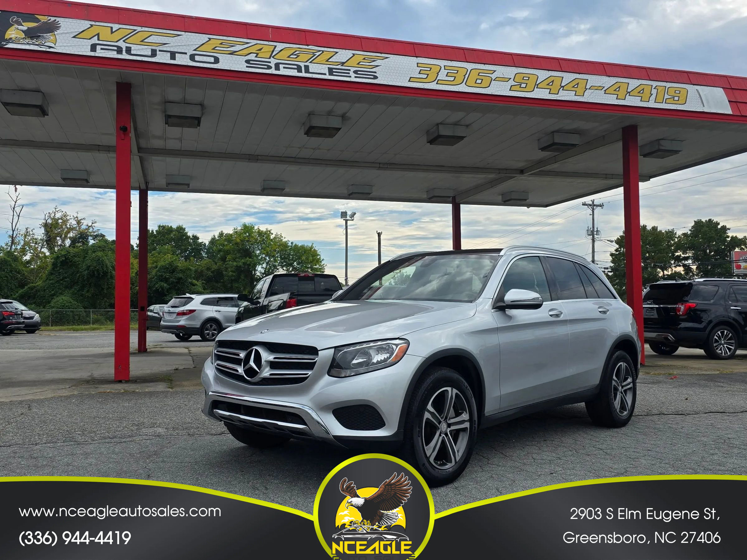 Used 2017 Mercedes-Benz GLC 300 4MATIC image 1