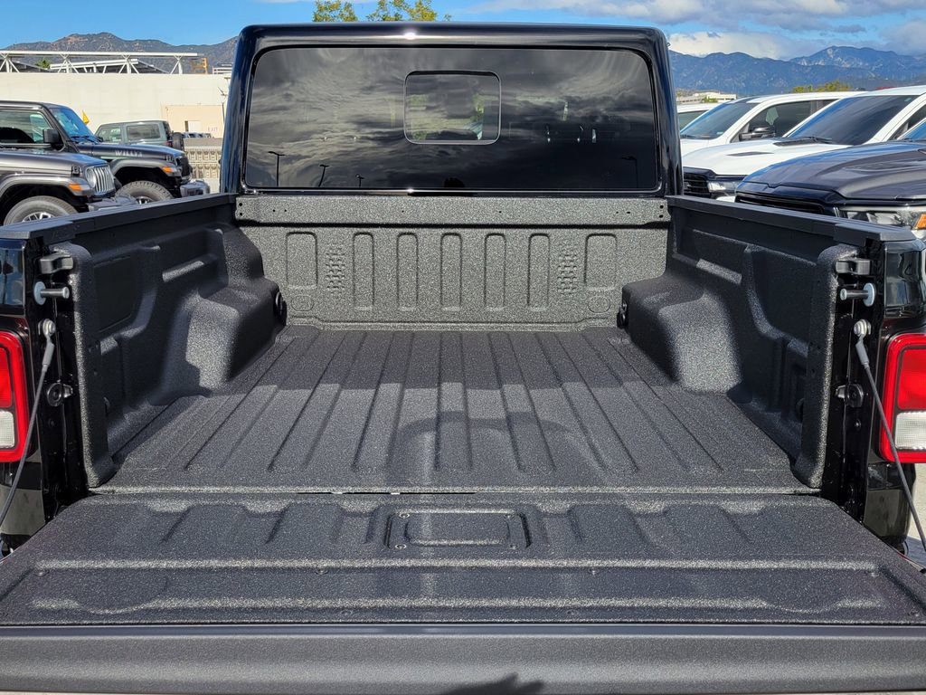 New 2026 Jeep Gladiator Sport image 17