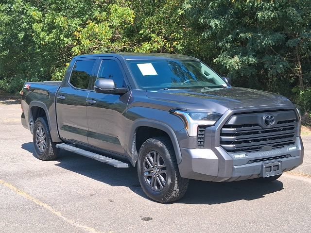 Used 2023 Toyota Tundra SR5 w/ SR5 Convenience Package AWD/4WD image 7