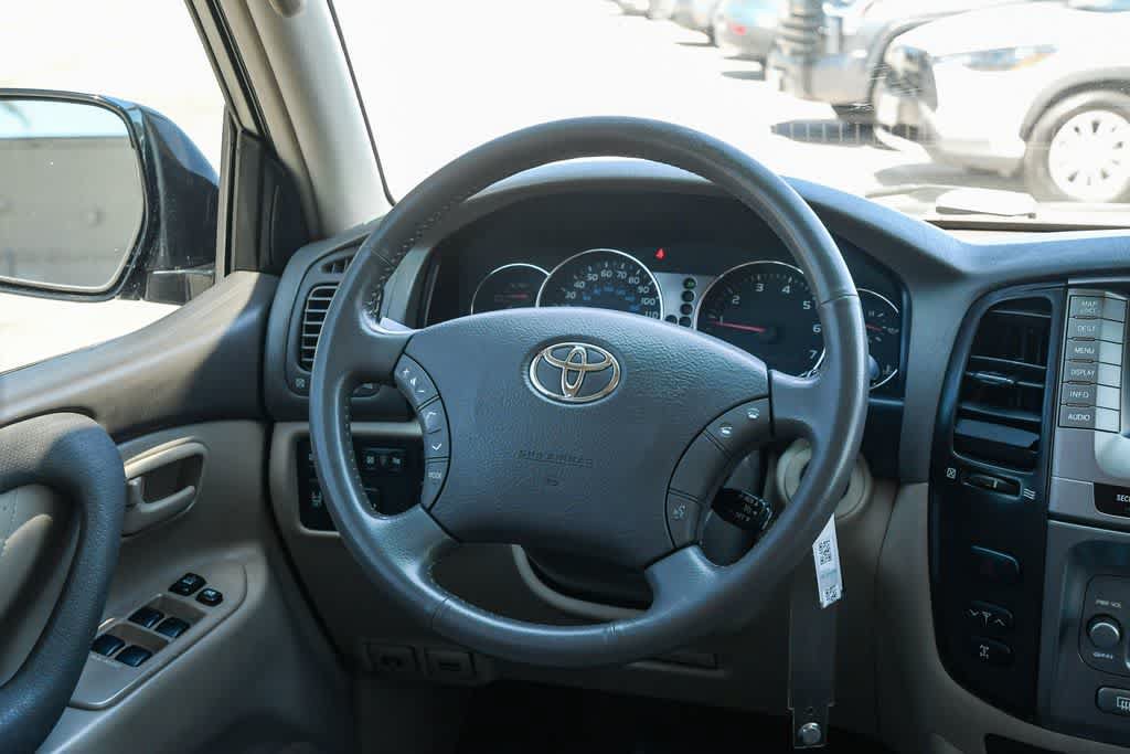 Used 2006 Toyota Land Cruiser AWD/4WD image 12