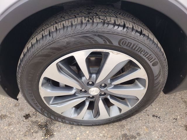 Used 2021 Buick Encore Preferred FWD image 12