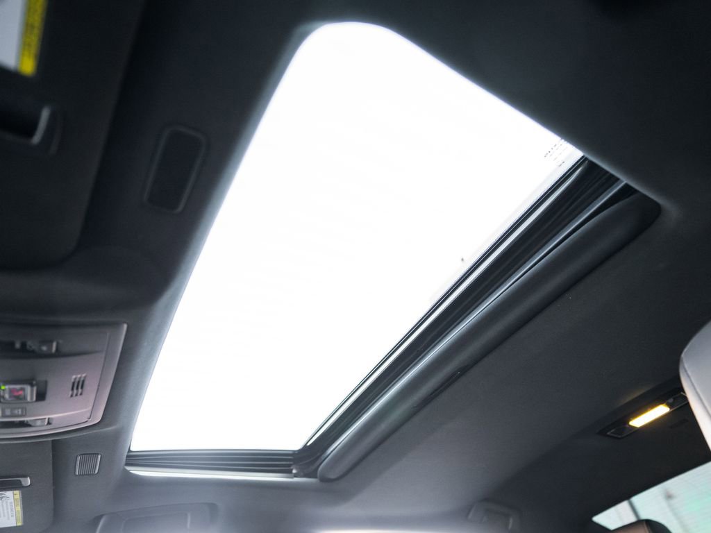 Certified 2022 Lexus ES 300h F Sport w/ Accessory Package 2 image 22