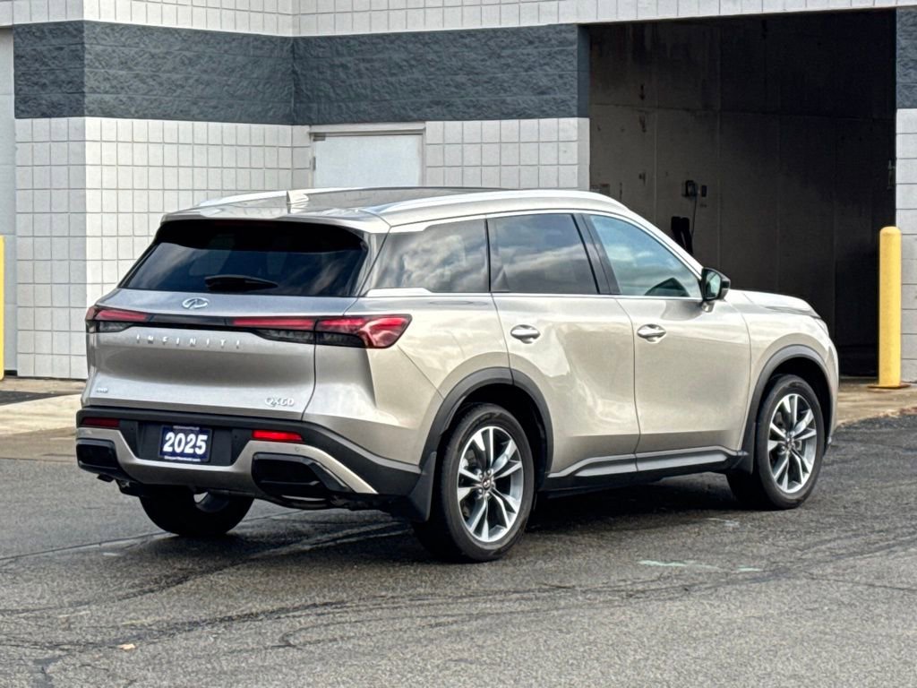 Certified 2025 INFINITI QX60 Luxe w/ Vision Package image 4