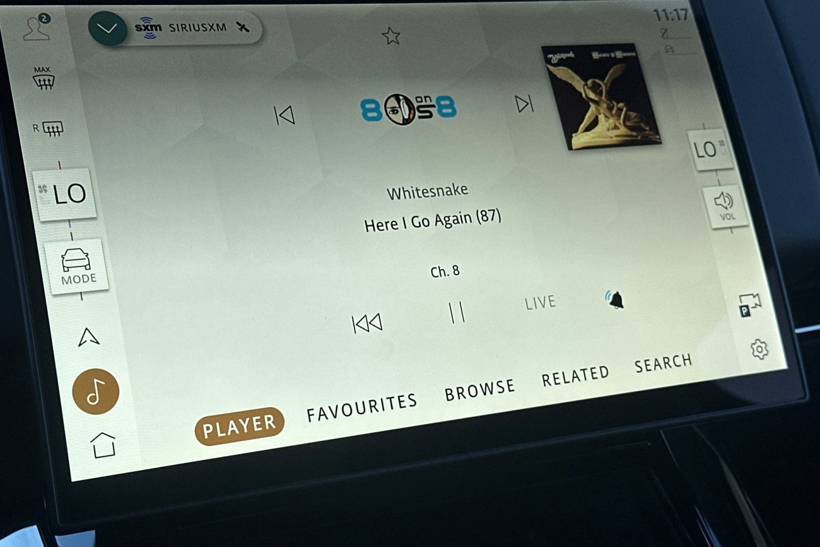 Used 2025 Land Rover Range Rover Sport SE image 20