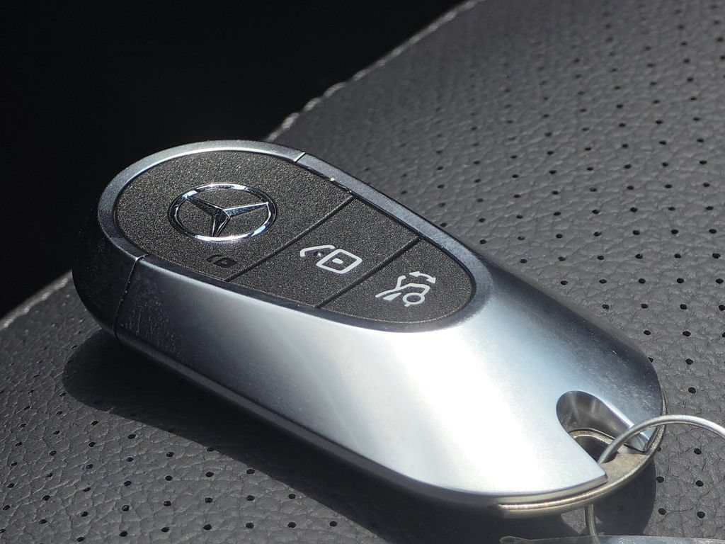 Certified 2026 Mercedes-Benz C 300 4MATIC Sedan image 39