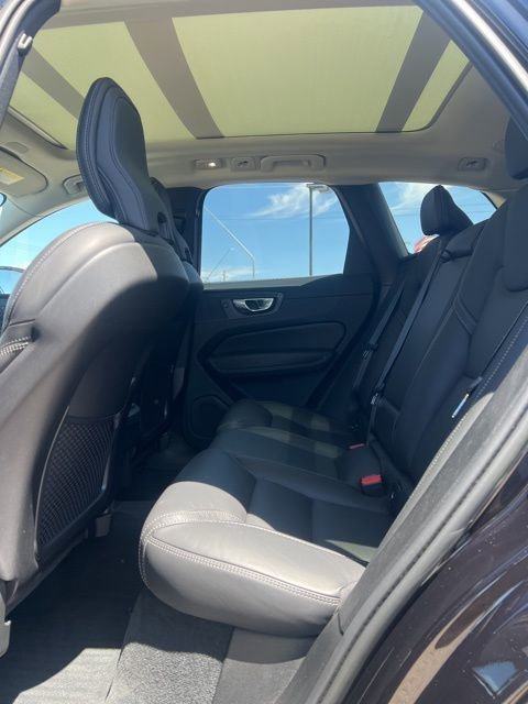Used 2023 Volvo XC60 B5 Ultimate w/ Climate Package AWD/4WD image 26