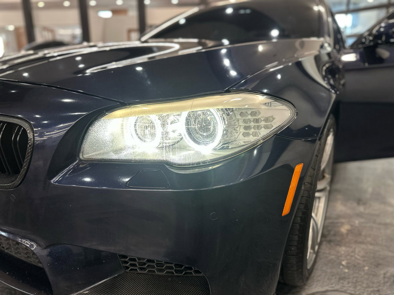 Used 2013 BMW M5 w/ Executive Pkg image 25